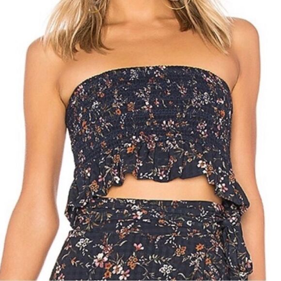 Tularosa Floral cropped Top - Picture 1 of 9